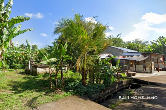 Image 4 from TERRAIN DE 6 ARE À VENDRE EN LOCATION À KEDUNGU