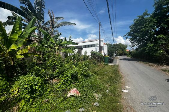 Image 4 from Terrain de 5 ares dans un quartier résidentiel à vendre à Seseh Northside