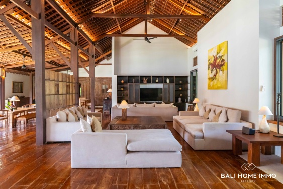 Image 2 from 5 Bedroom Estate with Large Garden For Sale in the heart of Pererenan Bali