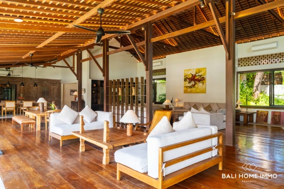 Image 4 from 5 Bedroom Estate with Large Garden For Sale in the heart of Pererenan Bali