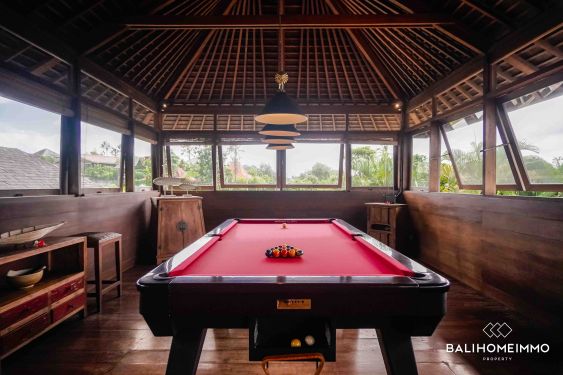 Image 8 from Dijual Perumahan 5 Kamar dengan Taman Besar di pusat Pererenan Bali