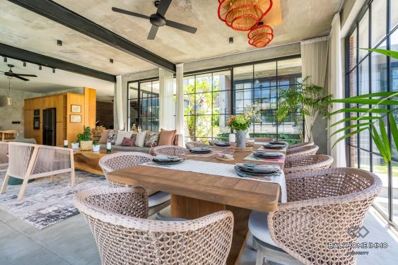 Image 8 from Villa familiale de 4 chambres à louer à Bali Canggu Batu Bolong