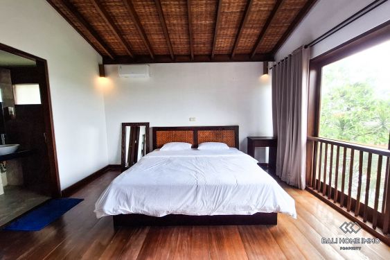 Image 6 from Villa Keluarga 5 Kamar Disewakan di Berawa Canggu