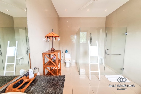 Image 16 from 5 Bedroom Family Villa for Sale in Canggu Batu Bolong