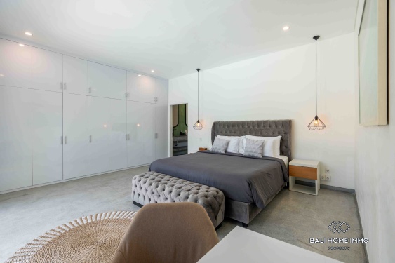 Image 17 from Villa familiale de 5 chambres avec jardin à vendre et à louer à Batu Bolong