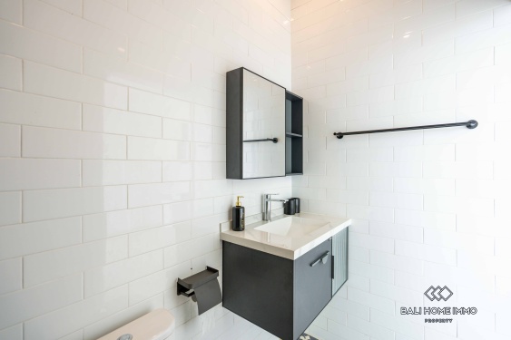 Image 20 from Villa familiale de 5 chambres avec jardin à vendre et à louer à Batu Bolong