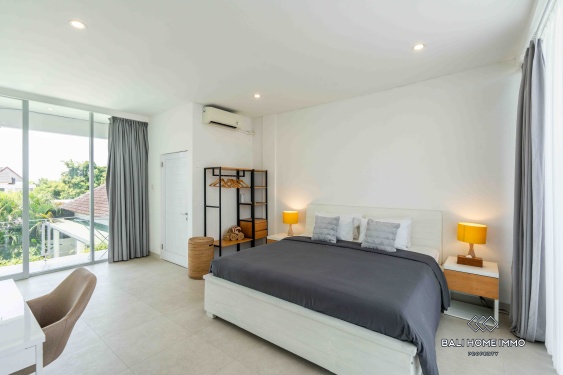 Image 13 from Villa familiale de 5 chambres avec jardin à vendre et à louer à Batu Bolong