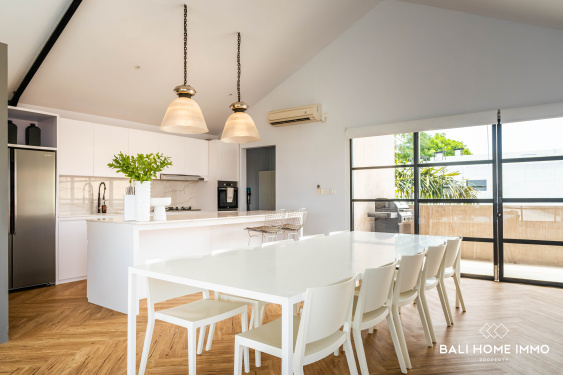 Image 14 from 5 Bedroom Jungle View Villa with Gym For Sale in Padonan Canggu