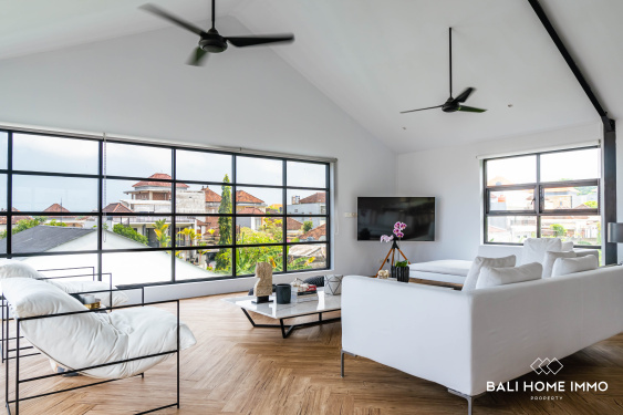 Image 10 from 5 Bedroom Jungle View Villa with Gym For Sale in Padonan Canggu