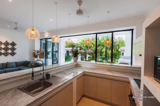 Image 7 from Villa de luxe de 5 chambres avec vue sur la jungle à vendre en bail emphytéotique à Ubud