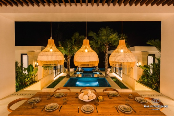 Image 6 from Villa de luxe de 5 chambres avec vue sur la jungle à vendre en bail emphytéotique à Ubud