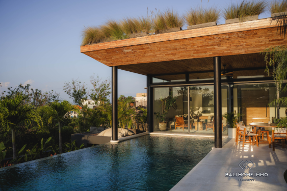 Image 1 from 5 Bedroom Luxurious Villa with Ocean View for Sale and Rent Uluwatu Bali