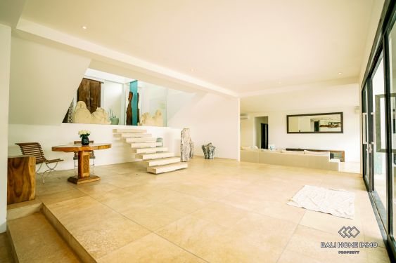 Image 9 from Dijual Vila Mewah Tepi Pantai 5 Kamar di Cemagi