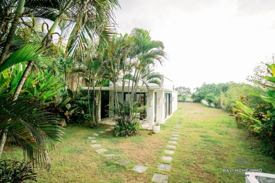 Image 17 from Dijual Vila Mewah Tepi Pantai 5 Kamar di Cemagi