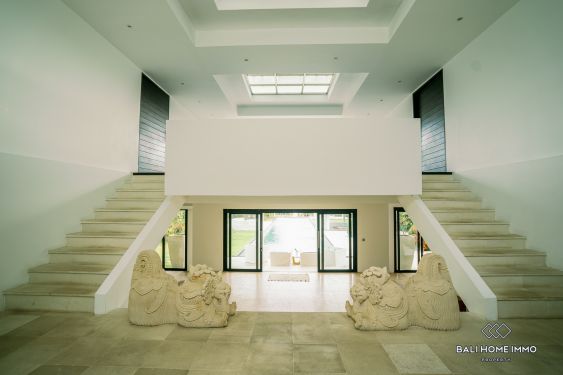 Image 10 from Dijual Vila Mewah Tepi Pantai 5 Kamar di Cemagi