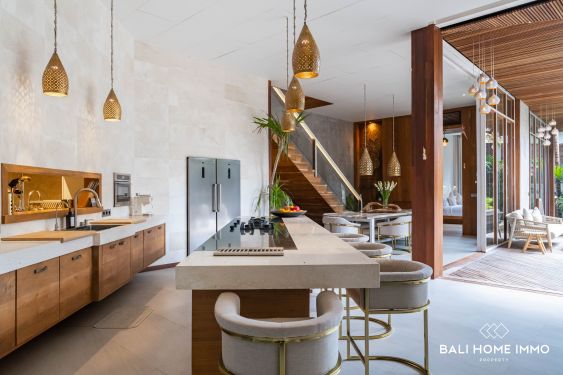 Image 2 from Dijual dan Disewakan Vila Mewah 5 Kamar di Pererenan Bali