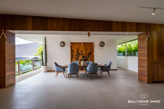 Image 2 from 5 Bedroom Luxury Villa For Sale and Rent in Pererenan Bali