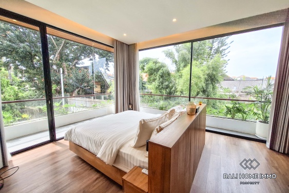 Image 9 from Villa familiale de conception moderne de 5 chambres à louer à Canggu Batu Bolong