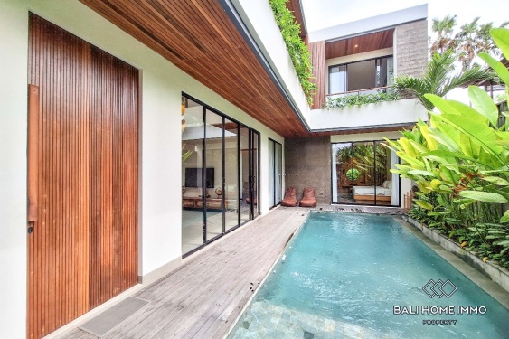 Image 1 from Villa Keluarga Desain Modern 5 Kamar Disewakan di Canggu Batu Bolong