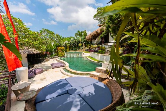 Image 3 from Villa & Bungalow 5 Kamar Tidur dengan Pemandangan Sawah Disewakan di Tumbabakbayuh Bali