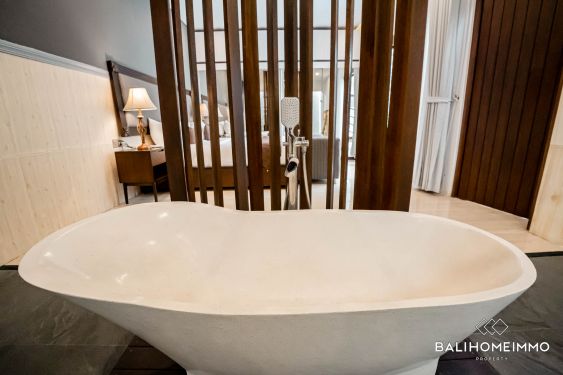 Image 15 from Villa 5 kamar tidur dalam lingkungan perumahan untuk disewakan jangka panjang