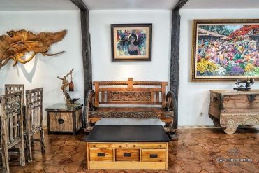 Image 3 from 5 Bedroom Villa for Sale and rent in Bali Seminyak