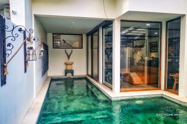 Image 1 from 5 Bedroom Villa for Yearly Rental in Bali Seminyak