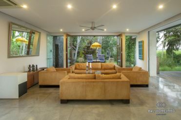 Image 2 from Villa de 5 chambres à vendre à Bali Seseh