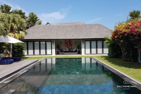 Image 1 from 5 Bedroom Villa for Rentals in Bali Near Berawa Beach