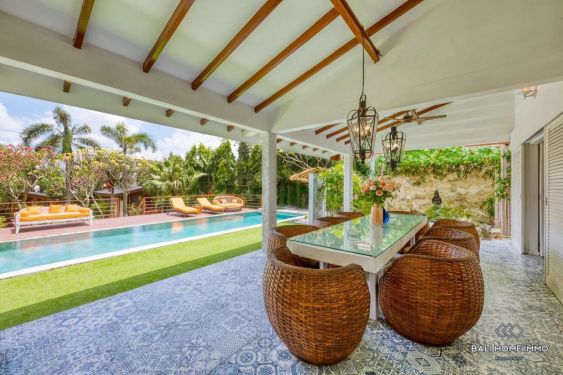 Image 4 from Villa de 5 chambres à vendre et à louer à Bali Canggu, côté résidentiel