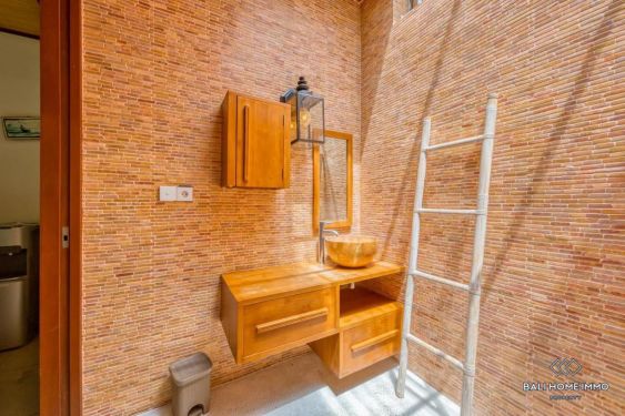 Image 17 from Villa de 5 chambres à vendre et à louer à Bali Canggu, côté résidentiel