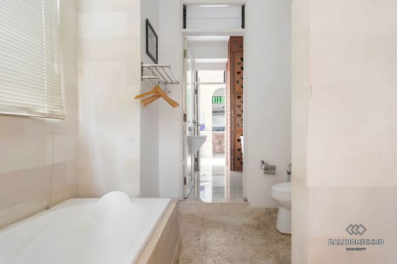 Image 13 from 5 BEDROOM VILLA FOR SALE AND RENTAL IN KUTA BALI