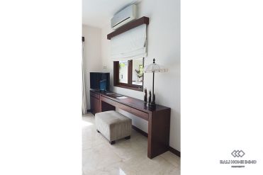 Image 16 from Spacieuse villa de 5 chambres avec jardin à vendre à Canggu Batu Bolong