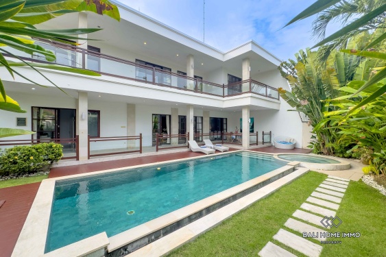 Image 1 from 5 Bedroom Villa For Sale Leasehold in Bali Canggu