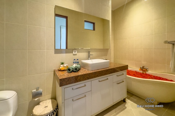 Image 19 from 5 Bedroom Villa For Sale Leasehold in Bali Canggu