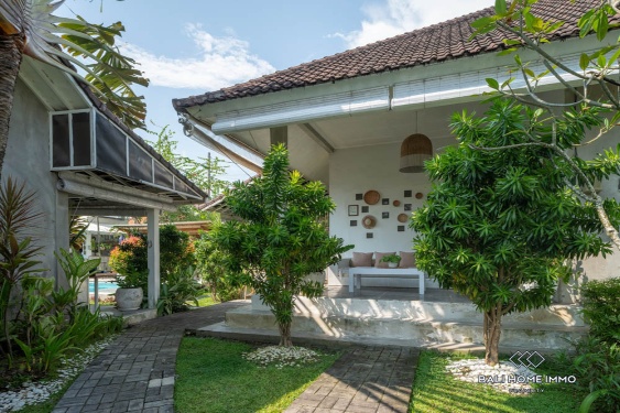 Image 3 from Villa de 5 chambres à vendre en location à Canggu Batu Bolong