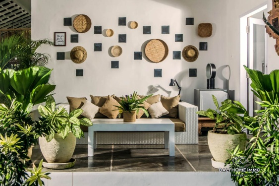 Image 4 from Villa de 5 chambres à vendre en location à Canggu Batu Bolong