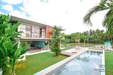 Image 2 from villa de 5 chambres à vendre dans la région de Tanah Lot