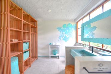Image 8 from Dijual Sewa Vila 5 Kamar di tengah sawah di Kedungu Bali