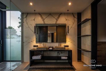 Image 11 from 5 Bedroom Villa for Rent in Umalas