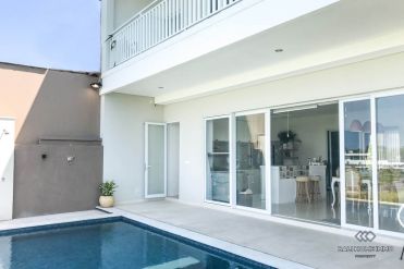 Image 1 from 5 Bedroom Villa For Sale Near Berawa Beach