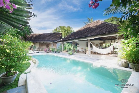 Image 2 from 5 Bedroom Villa For Sale in Bali Umalas