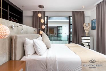 Image 13 from 5 Bedroom Villa for Yearly Rental in Bali Seminyak