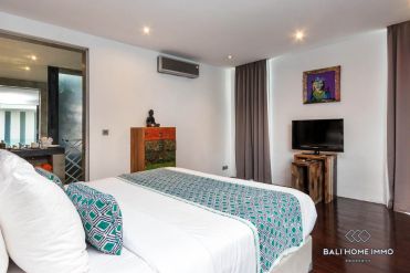 Image 17 from 5 Bedroom Villa for Yearly Rental in Bali Seminyak