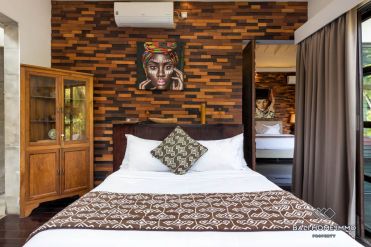 Image 5 from 5 Bedroom Villa for Yearly Rental in Bali Seminyak