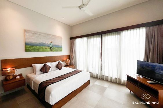 Image 14 from Villa 3 + 2 Kamar berpemandangan sawah Dijual Hak Milik di Batu Bolong, Canggu