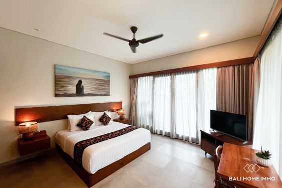 Image 12 from Villa 3 + 2 Kamar berpemandangan sawah Dijual Hak Milik di Batu Bolong, Canggu