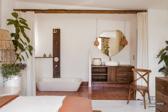 Image 13 from Dijual Villa 5 Kamar berpemandangan Sawah di Bali Umalas