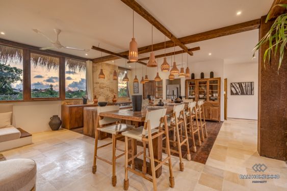 Image 6 from Dijual Villa 5 Kamar berpemandangan Sawah di Bali Umalas