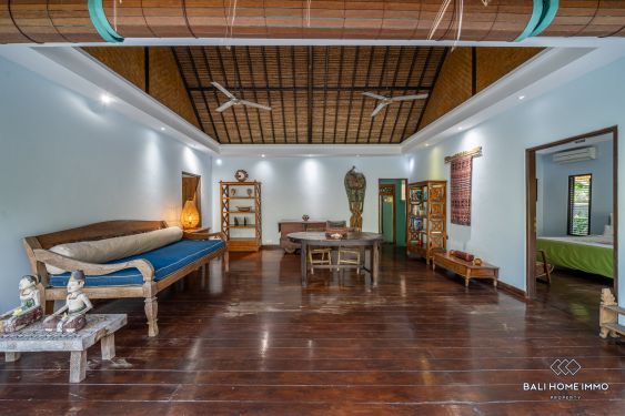 Image 8 from Vila 5 kamar dengan taman luas disewakan jangka panjang di Bali dekat Umalas
